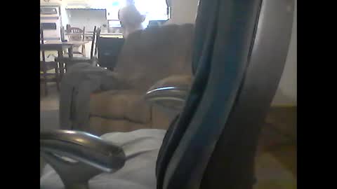 Snapshot of gerabo chatting on 12/25/24, 03:17 gerabo online show from 12/25/24, 03:17