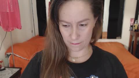 Snapshot of geral_bhri chatting on 10/02/25, 10:50 geral bhri online show from 10/02/25, 10:50