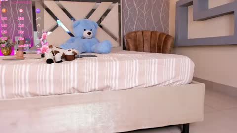    online show from 03/09/25, 01:59