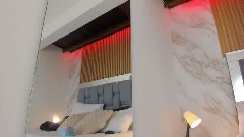 Snapshot of gerald_withe chatting on 12/16/25, 12:43 Gerald Withe online show from 12/16/25, 12:43