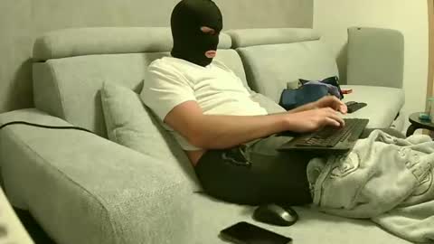 germanboy2601 online show from 09/17/25, 06:20