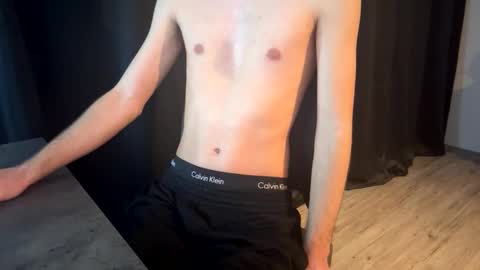 germanboy91565 online show from 12/16/25, 04:01