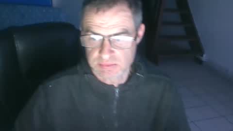 Snapshot of geronemo62 chatting on 11/14/25, 05:11 geronemo62 online show from 11/14/25, 05:11