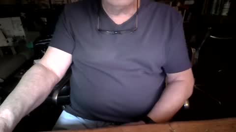 Snapshot of gerrardjj chatting on 02/11/25, 10:28 Jason online show from 02/11/25, 10:28