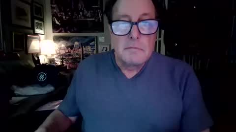 Snapshot of gerrardjj chatting on 10/26/25, 09:42 Jason online show from 10/26/25, 09:42