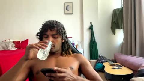 Snapshot of gerson229 chatting on 08/04/26, 11:35 gerson229 online show from 08/04/26, 11:35