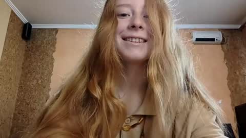 Kate online show from 04/21/26, 12:12