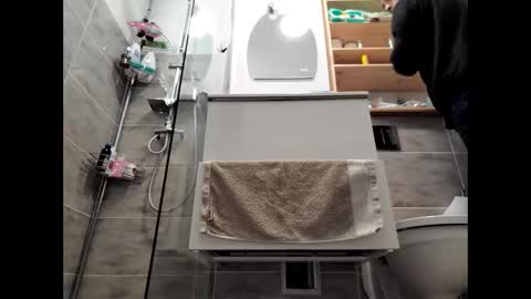 gescos online show from 11/03/25, 07:09