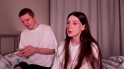 Snapshot of gethigh_ chatting on 02/18/25, 07:30 Liz and Mark online show from 02/18/25, 07:30