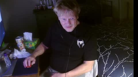 Snapshot of gethyn chatting on 12/03/24, 07:32 Gethyn online show from 12/03/24, 07:32