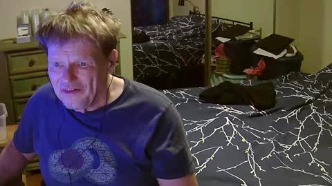 Snapshot of gethyn chatting on 03/07/25, 09:40 Gethyn online show from 03/07/25, 09:40