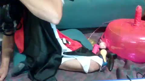 Snapshot of getmeforyou chatting on 12/26/24, 03:31 yessiyou online show from 12/26/24, 03:31