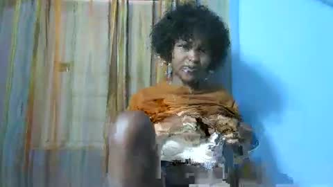 Snapshot of gggloria chatting on 10/20/25, 06:25 gggloria online show from 10/20/25, 06:25