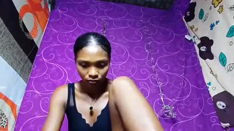 gggloria online show from 04/15/26, 07:04