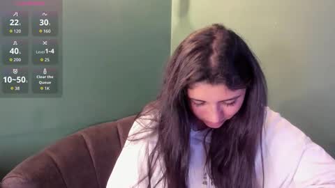 Danna Astrom online show from 10/24/25, 04:53