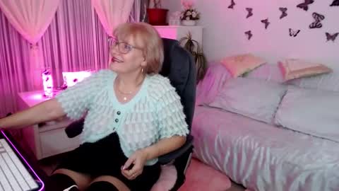 Ghertrudequeen online show from 11/14/25, 04:44