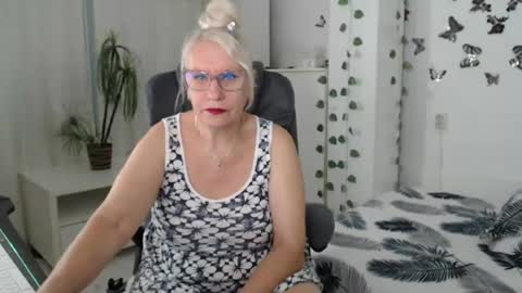 Ghertrudequeen online show from 07/25/26, 04:32