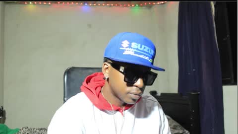 ghettolife2020 online show from 09/19/25, 12:02