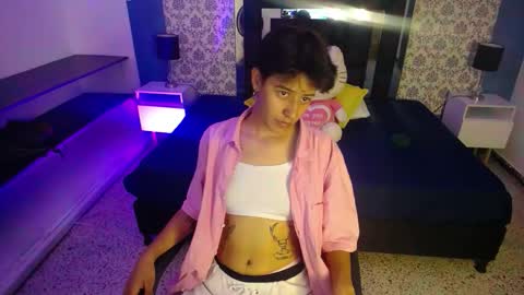 Snapshot of ghost__girl_ chatting on 09/24/25, 07:39 Your Girl online show from 09/24/25, 07:39