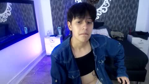 Snapshot of ghost__girl_ chatting on 09/29/25, 07:30 Your Girl online show from 09/29/25, 07:30