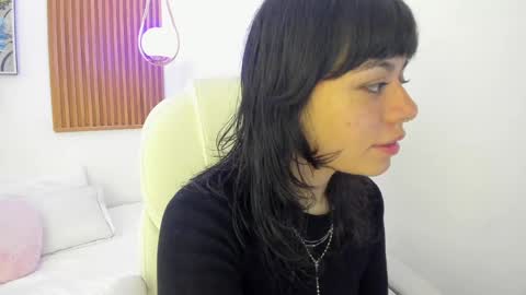 Milaa online show from 04/23/26, 12:29