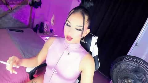 Gia Ferrara online show from 04/24/26, 02:36