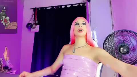 Gia Ferrara online show from 06/08/26, 01:28