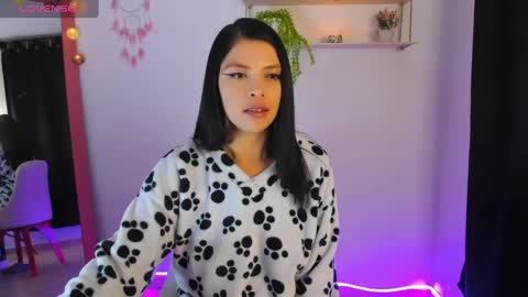 Snapshot of gia_contii chatting on 01/31/25, 03:09 giaaaa online show from 01/31/25, 03:09