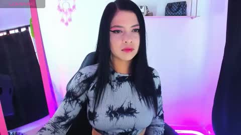 Snapshot of gia_contii chatting on 09/18/25, 10:23 giaaaa online show from 09/18/25, 10:23