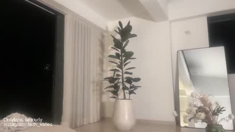 Leo online show from 07/10/26, 01:54