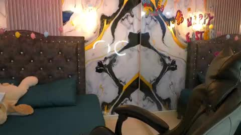 Gia online show from 04/01/26, 03:07