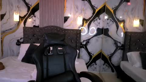 Snapshot of gia_cutee chatting on 06/04/26, 03:12 Gia online show from 06/04/26, 03:12