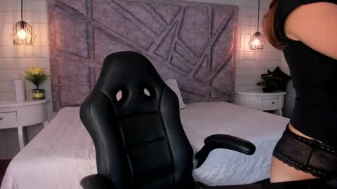 Gia online show from 05/14/26, 01:51