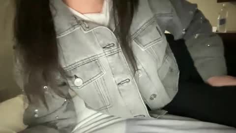 Snapshot of gia_is_horny chatting on 02/18/25, 02:59 The Queen of Squirt online show from 02/18/25, 02:59
