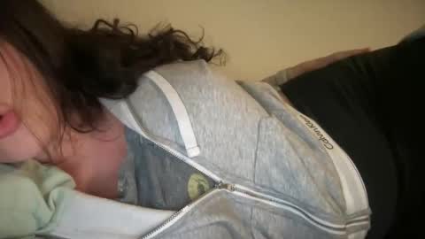 Snapshot of gia_is_horny chatting on 02/26/25, 04:47 The Queen of Squirt online show from 02/26/25, 04:47