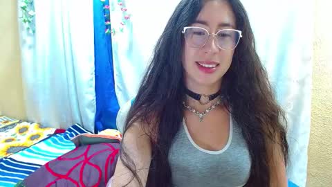 Gia  online show from 12/20/25, 03:41