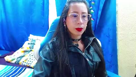 Snapshot of gia_leinn chatting on 05/08/26, 08:58 Gia online show from 05/08/26, 08:58