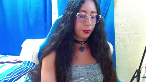 Snapshot of gia_leinn chatting on 06/01/26, 10:55 Gia online show from 06/01/26, 10:55