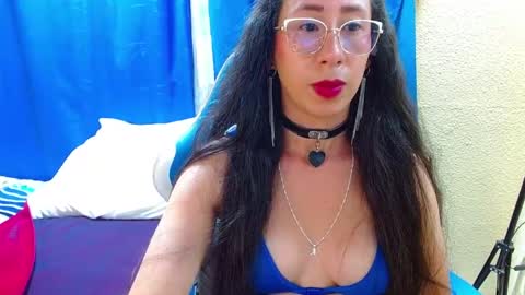 Snapshot of gia_leinn chatting on 06/04/26, 11:00 Gia online show from 06/04/26, 11:00