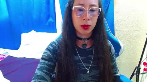 Snapshot of gia_leinn chatting on 06/05/26, 08:36 Gia online show from 06/05/26, 08:36