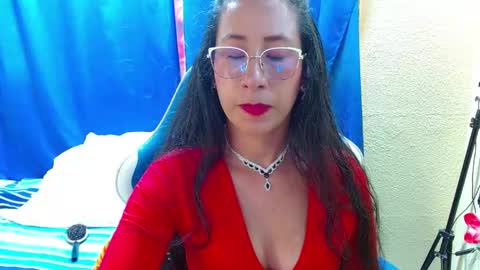 Snapshot of gia_leinn chatting on 06/08/26, 08:31 Gia online show from 06/08/26, 08:31