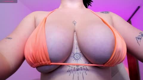 Gia lowry online show from 01/14/25, 05:56