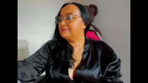 nahomi online show from 03/03/25, 09:48