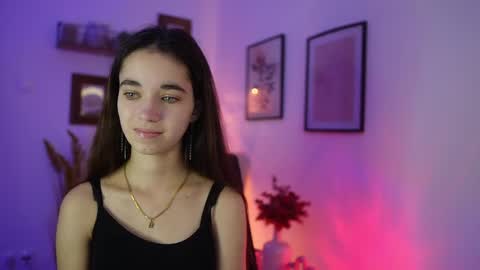 Gia Paige18 online show from 11/07/25, 09:31