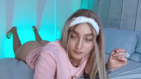 Gia online show from 01/09/25, 05:22