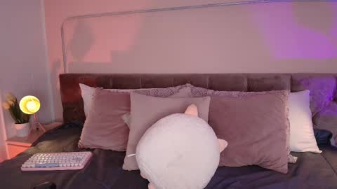 Gia online show from 02/27/25, 03:15