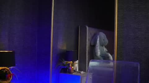  Gia  online show from 04/23/26, 09:06