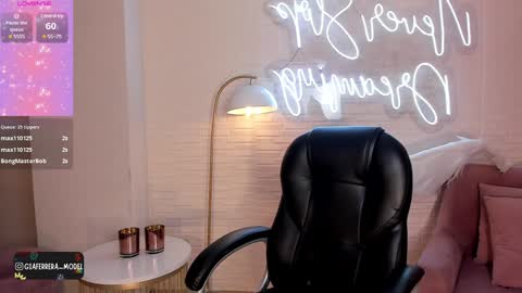 Gia Ferrera online show from 12/05/24, 06:21