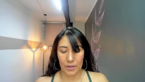 Snapshot of giafox_ chatting on 01/31/25, 12:07 G I A FOX online show from 01/31/25, 12:07