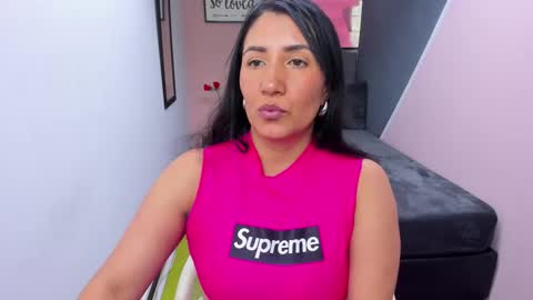 Snapshot of giafox_ chatting on 02/19/25, 03:49 G I A FOX online show from 02/19/25, 03:49